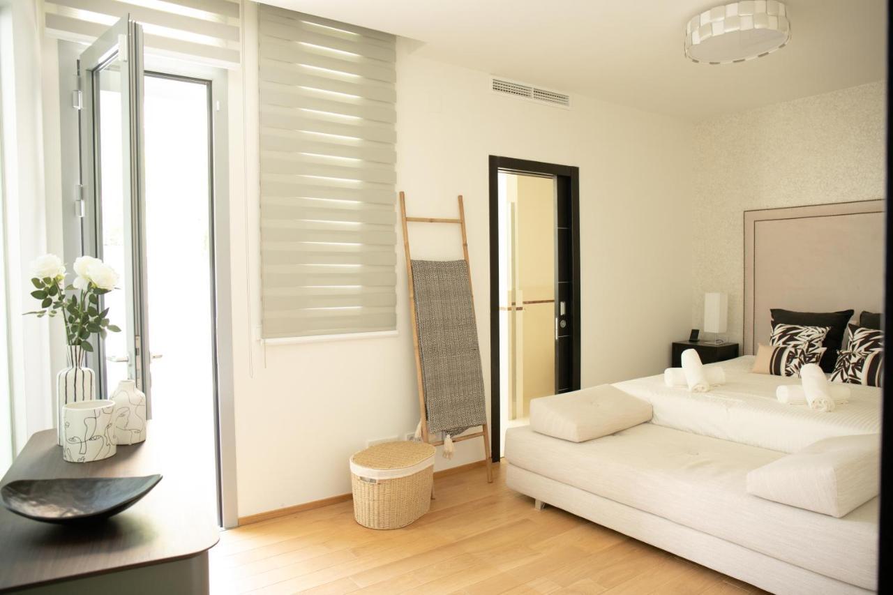 Luxurious 2 Bedroom Townhouse In Sierra Blanca Marbella Exteriér fotografie