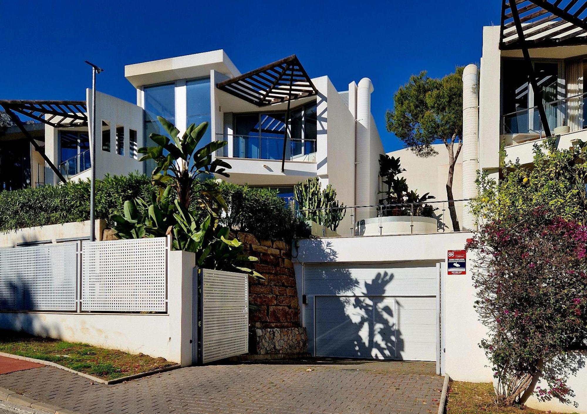 Luxurious 2 Bedroom Townhouse In Sierra Blanca Marbella Exteriér fotografie